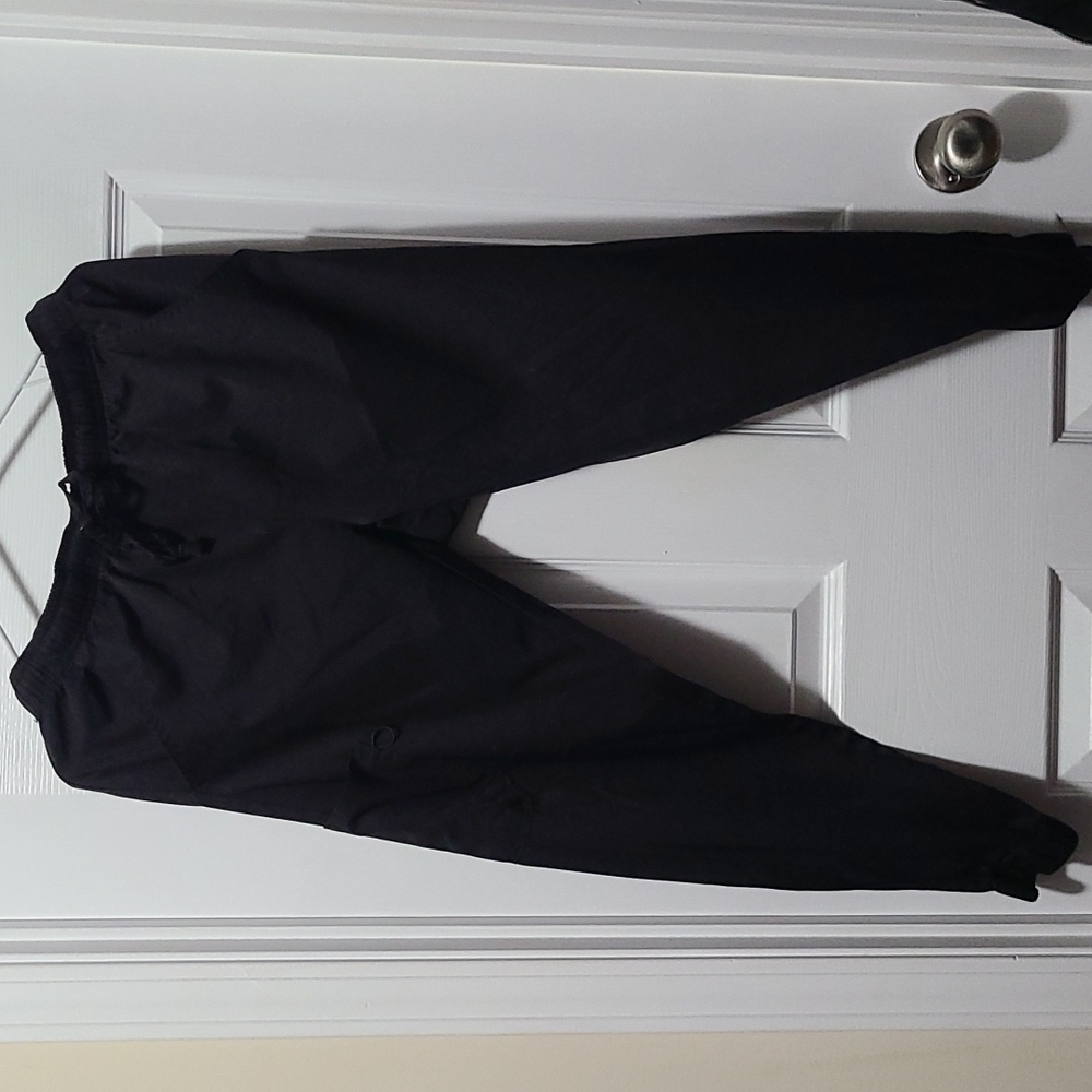 Women's medical scrubs